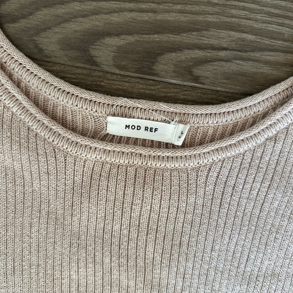 Beige Ribbed Crop Top - Picture 2 of 3